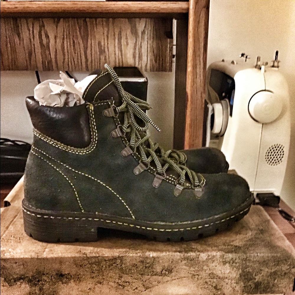 Born Convoy Hiking Boots Rare Original Box
